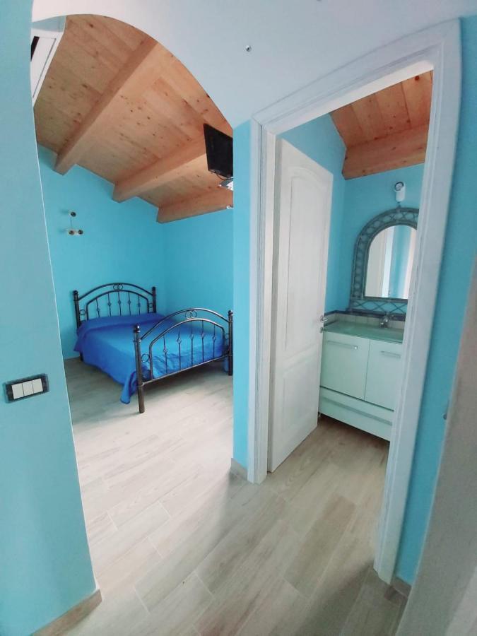 B&B Il Cenerino SantʼAntìoco Exteriör bild