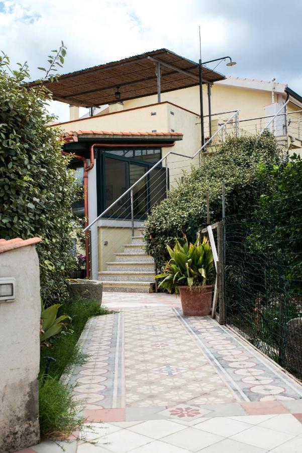 B&B Il Cenerino SantʼAntìoco Exteriör bild
